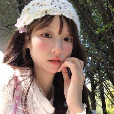 地铁女孩